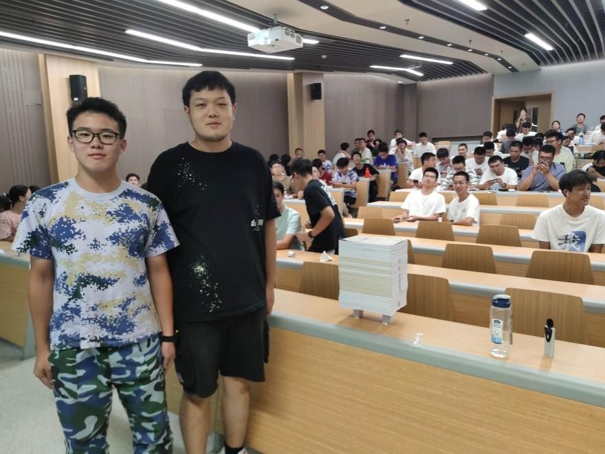 向本科新生开展沉浸式形势与政策课j9国际计算机科学与技术学院面(图3) 向本科新生开展沉浸式形势与政策课j9国际计算机科学与技术学院面(图3)